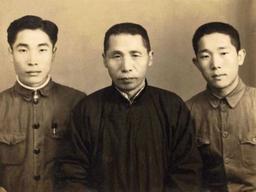 [단독] 김구 가문 42억 기부, 27억 세금폭탄으로 돌아왔다