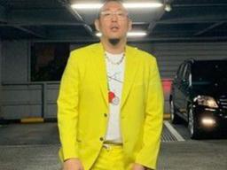 "2일 만에 12억원 팔았지 뭐야" <strong>염따</strong>, 티셔츠 판매 수익 공개