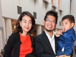 우연히 한국 놀러 왔다가... 한국인과 결혼한 <strong>유튜브</strong> <strong>창업자</strong>는 누구