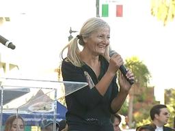 노숙자에서 오페라 가수로…첫 무대올라 기적을 부르다