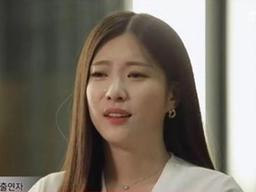 <strong>이해인</strong> "'아이돌학교' 핑크빛 내무반 페인트 냄새…환기도 안돼"