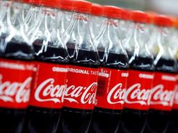 특허 내지 않은 코카콜라, 130년 동안 업계 1위 지켜낸 진짜 이유