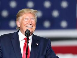 트럼프 "나 아니면 北과 전쟁..현재 北과 많은 일을 진행"