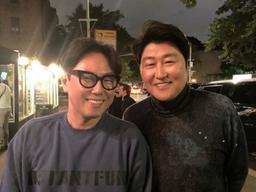 윤종신, '기생충' 봉준호 감독→<strong>송강호</strong>와 뉴욕서 깜짝 만남