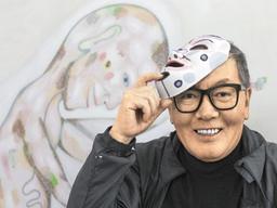 "내가 그린 몸이 기괴? 평양 南北축구만큼 괴상하겠는가"