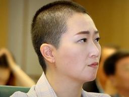 <strong>이언주</strong> 1인 창당···일각선 "총선전 몸값 올려 <strong>당</strong>대<strong>당</strong> 통합 노려"