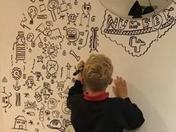 낙서만 한다고 혼난 9살 소년…레스토랑에 '디자이너'로 섭외돼