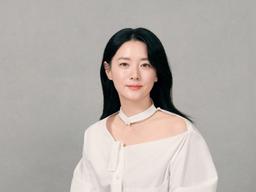 <strong>이영애</strong> "과하면 욕을 먹더라...과하지 않은 연기위해 애썼다”