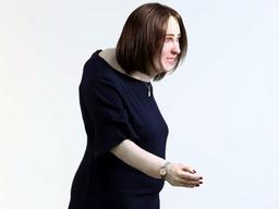 미래 사무직 노동자의 흉측한 몰골