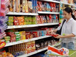 소비자 10명 중 7명 “플라스틱 없는 마트로 구매처 변경할 마음 있다”