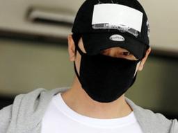 ‘<strong>성폭행</strong> 혐의’ <strong>강지환</strong>, 징역형 집행유예…“피고인 다짐이 진심이기를 기대”