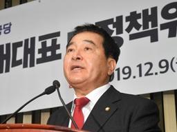 한국당 원내경선 '非黃 반란'…'전투력' 앞세운 심재철 최종낙점