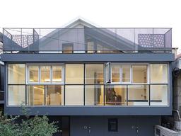 불편한데 재밌다… 새집 변신한 <strong>노후</strong>주택이 품은 이야기