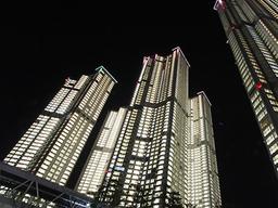 두산건설 '<strong>상장폐지</strong>' 극약처방···“일산제니스 등 부실 자산이 발목”