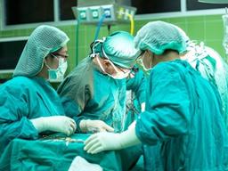 8번 늑골에 <strong>종양</strong> 생겼는데…멀쩡한 7번 늑골 수술한 의사