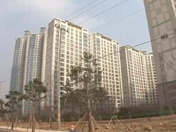 '무주택자 집 사기 더 어려워져도…집값부터 잡자'