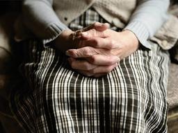 67세女 사회경험 많아 성적수치심 없다? 대법, 2심을 꾸짖다