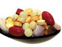 고함량 <strong>종합비타민</strong>, 무조건 건강에 좋을까?