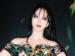 <strong>한예슬</strong> “낯설다고 이상한 건 아냐…한국 사회 경직된 시선 깨보고 싶어”