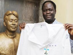 "그리운 <strong>이태석</strong> <strong>신부</strong>님! 저 한국에서 의사 됐어요"