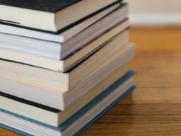 '절필선언'까지...이상문학상 '3년 저작권 양도' 대체 뭐길래?