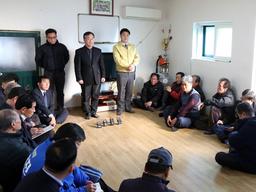 3차 우한교민 맞는 이천, 계란 <strong>투척</strong> 대신 ‘환영’…“이유 있었다”