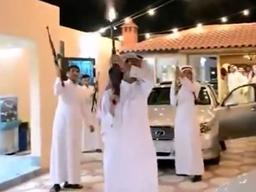 하늘 향해 총 쏘면, <strong>총알</strong>은?