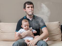 흡연자 옆에만 있어도 담배 10개피 피운 듯...3차 <strong>흡연</strong>의 <strong>위험</strong>