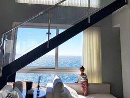 코로나 자가격리 들어간 <strong>호날두</strong>, SNS로 '호화 별장 쇼'