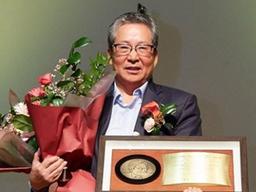 말단 직원에서 시작해 ‘회장님’ 등극한 사람들의 한 가지 공통점