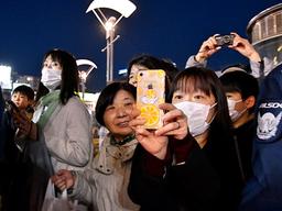 “마스크를 벗을 날 언제나 올까” <strong>BBC</strong>가 답한 회색빛 전망