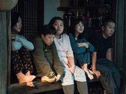 "어떻게 장남도 없이 무덤 파냐"···가부장제와 작별 고한 영화