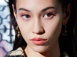 <strong>미즈하라 키코</strong>, 북적이는 일본 벚꽃 나들이 인파에 "비상식적" 일침