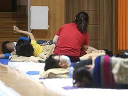 “매년 일어나는 산불 야속” 몸만 겨우 빠져 나온 고성 주민들