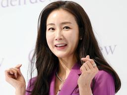 최지우, 46세에 엄마 됐다..‘노산의 아이콘’ 첫 딸 출산 “노산 맘들 힘내길”