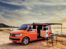 인생엔 딱 두 가지 떠날 자유, 머무를 용기만 있으면 돼