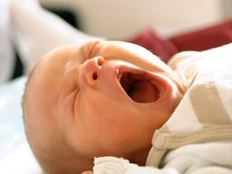 부모가 알아채기 어려운 ‘미숙아 망막병증’, 검사가 필수