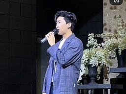 임영웅, 부산서 ‘깜짝’ 결혼식 축가 <strong>영상</strong>…신랑과 어떤 사이?