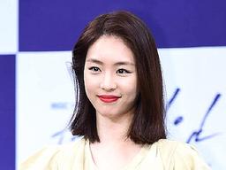 <strong>이연희</strong>, 2일 연상 연인과 <strong>결혼</strong> "소중한 인연과 작은 예식 올려"