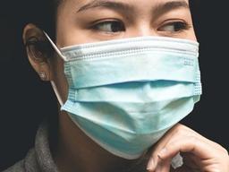 마스크 자국, 나만 안 없어지는 거야? 얼굴 탄력 키우는 입 속 마사지법