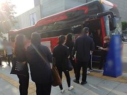 “감염보다 미래 더 두려워”…쿠팡 앞, 코로나에 멍든 청년들