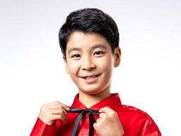 '미스터트롯' <strong>정동원</strong>, 후원금 논란에 새엄마 의혹까지…父 "아들도 상처"