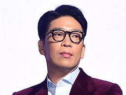 MC몽, 네이처 응원하며 '이번에 못뜨면 <strong>군대</strong>가자' 문구 '논란'