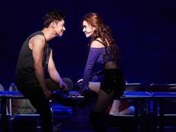 저항할 수 없는 충격! 9년만에 돌아왔다... 더 화려해진 뮤지컬 '<strong>렌트</strong>'