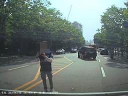 "죽으면 내가 책임진다니까" 응급차 막은 택시 기사 처벌 국민청원 45만 돌파