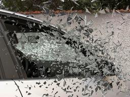 안경 줍다가 車로 아내 쳤다는 50대, 살인미수된 <strong>결정적 증거</strong>