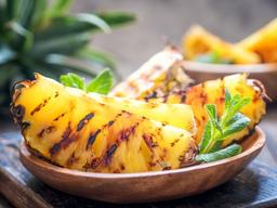 파인애플이 <strong>다이어트</strong> 과일로 추천되는 이유