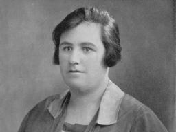 전함 HMS 바럼의 격침과 <strong>영국</strong> 최후의 마녀 이야기