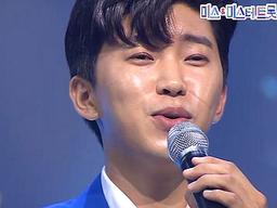 뉴에라는 왜 매번 <strong>임영웅</strong>에게만 실수?…누락 논란에 결국 팬이 나섰다 “<strong>임영웅</strong>사랑해”