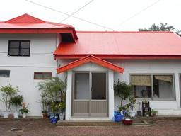 '왜색 논란' <strong>여름방학</strong>, 집 외관 변경…"의견 겸허히 수용" 사과